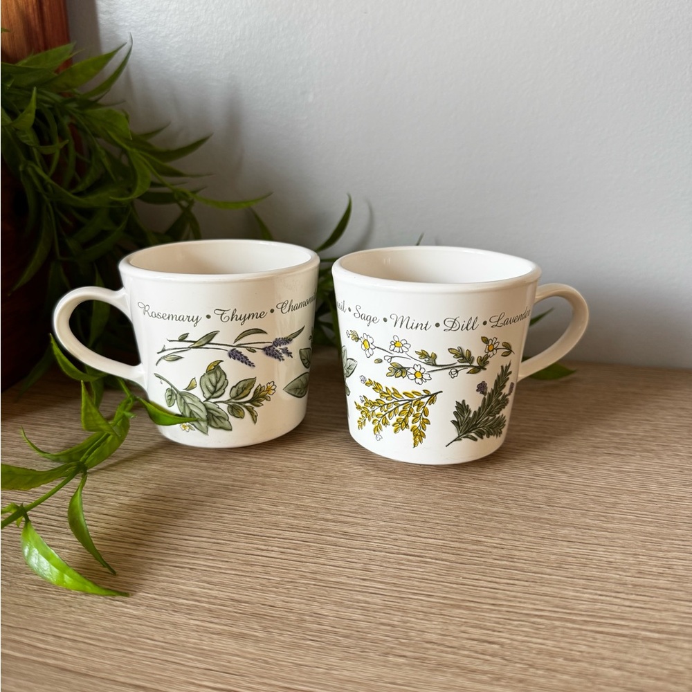 Corningware White Botanical Mugs Set of 2